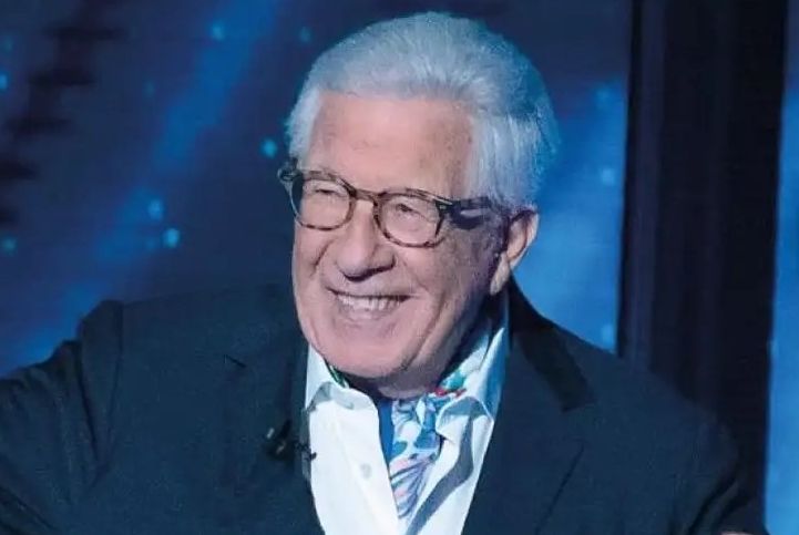 Morre Peppino di Capri, ícone da música italiana, aos 86 anos