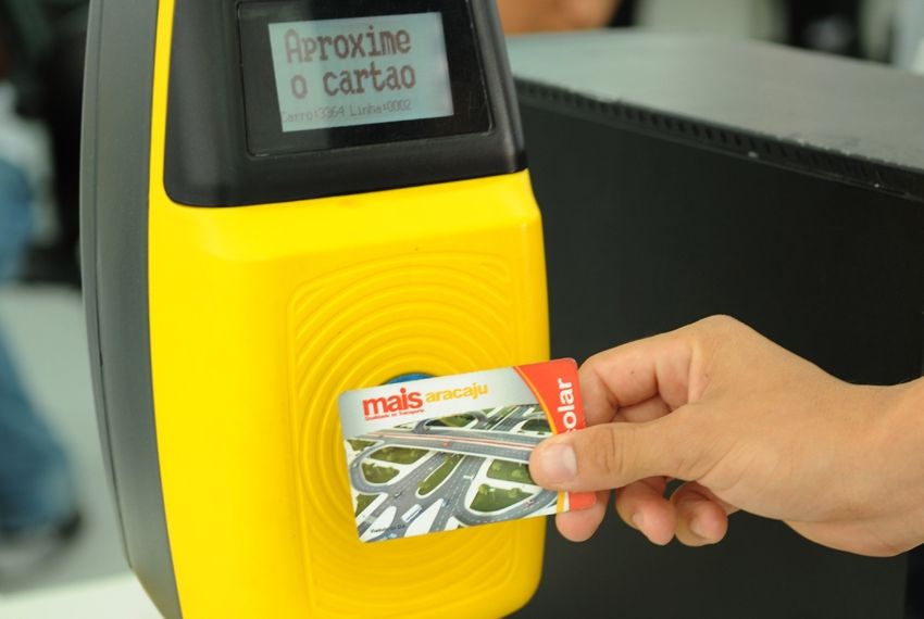 Cadastramento e recadastramento do Mais Aracaju Escolar começam nesta segunda
