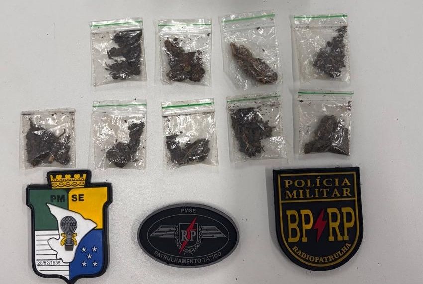 Polícia Militar apreende mais de meio quilo de maconha em Carmópolis