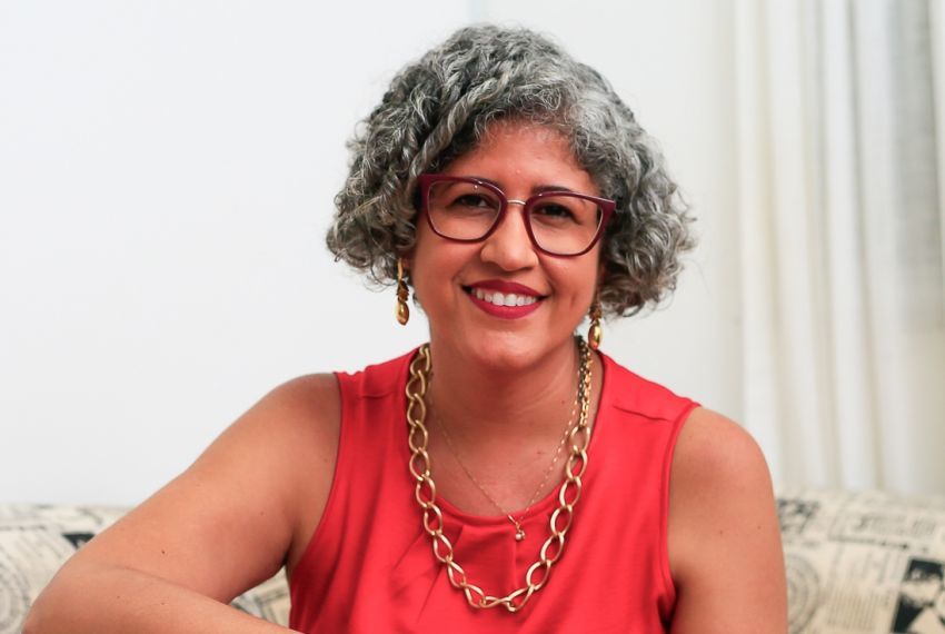 Cândida Oliveira receberá titulo de Cidadã Aracajuana