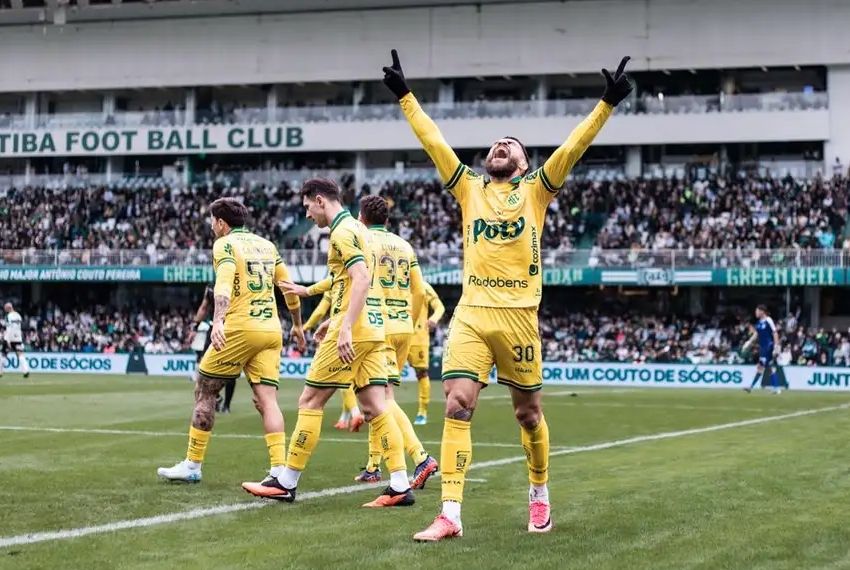 Mirassol vence e mantém Vasco e Internacional na zona de rebaixamento